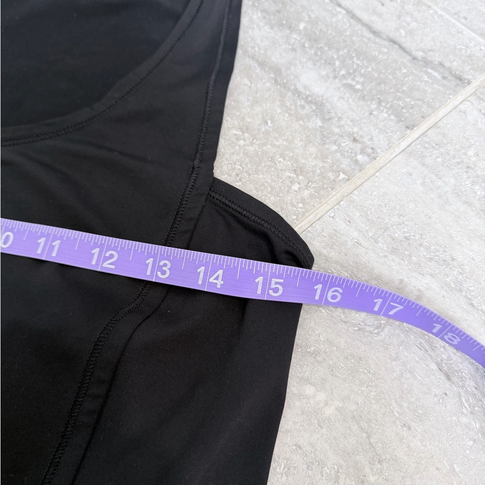 Lululemon Black Yoga Tank Open Lattice Back Athletic Top Women’s Size 6 - Picture 9 of 13